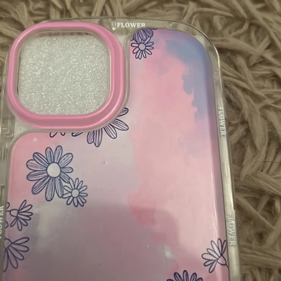 iPhone 13/14 Flower Phone Case - Picture 3 of 4